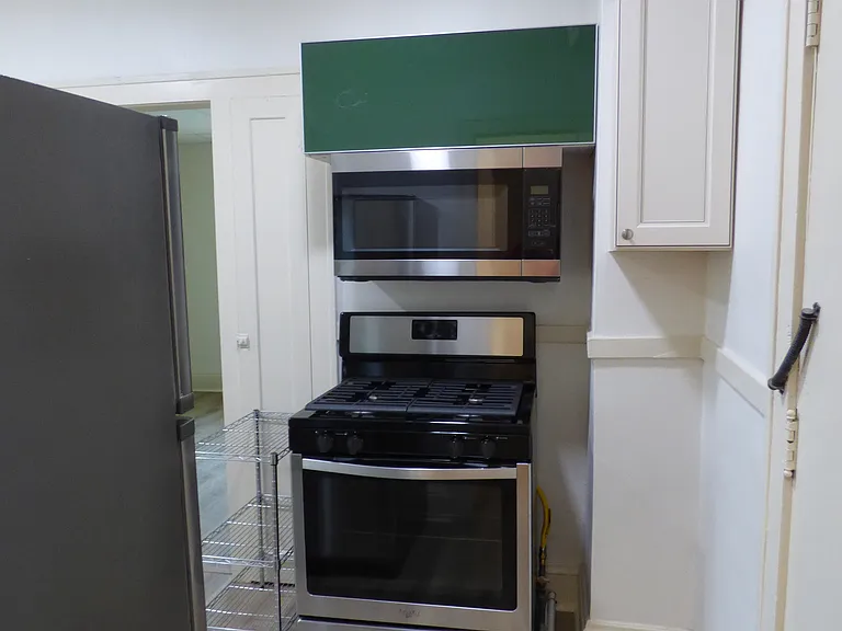13705 Madison Ave #3 — Photo 6
