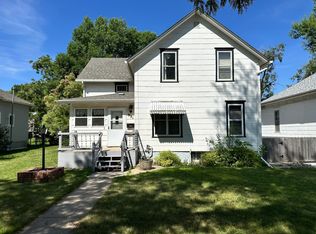 951 Kansas Ave SE, Huron, SD 57350