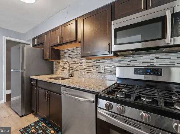 1040 Wedgewood Rd, Baltimore, MD 21229