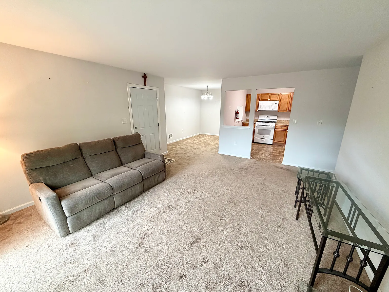 2 bed, 1177 sqft, $2,350 — Photo 1