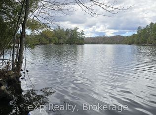 40 Sharon Park Dr, McKellar, ON P0G 1C0