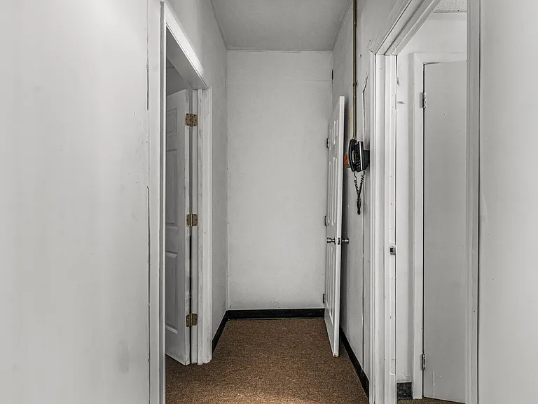 2116 S Roane St — Photo 21