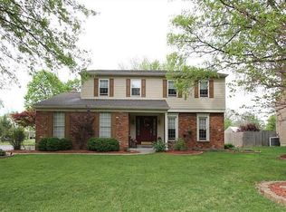 576 Pepper Ridge Rd, Cincinnati, OH 45244