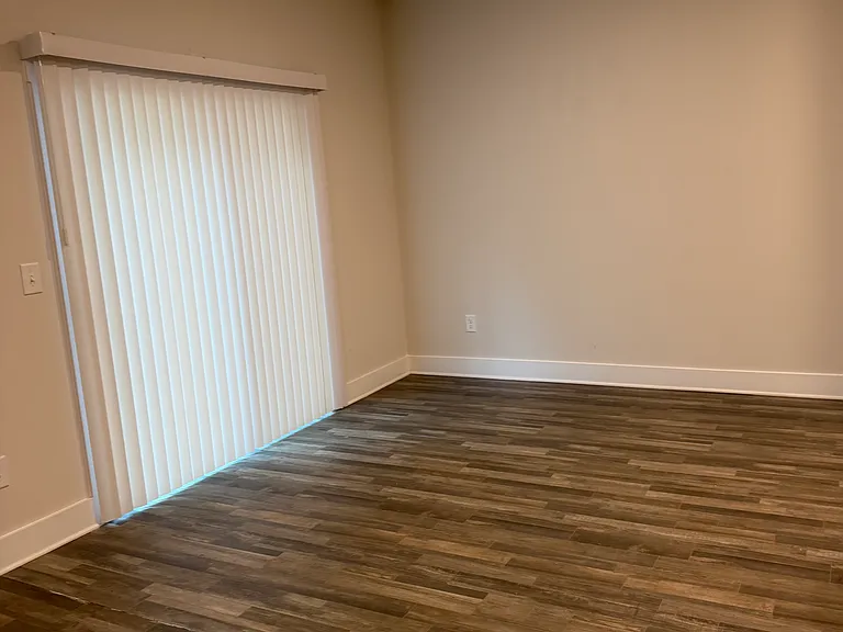 419 Windsinger Ln — Photo 12