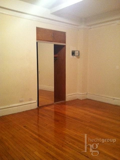 2nd image of 287 Amsterdam Ave #1011