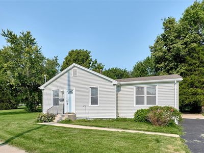 3763 Wright Ave, Saint Ann, MO, 63074