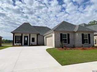 2016 Marshall Jones Sr Ave, Zachary, LA 70791