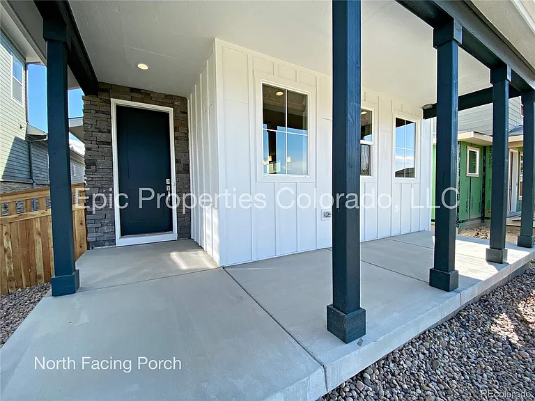 6012 N Netherland Ct — Photo 2
