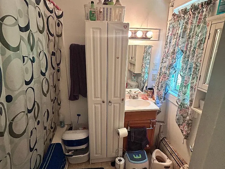 144 Elm St #3 — Photo 9