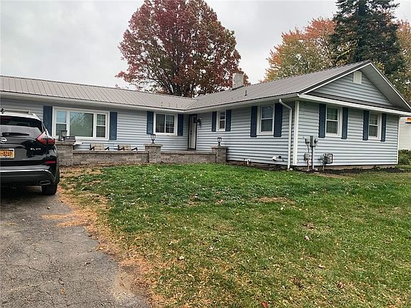 2nd image of 38 Orchard Ter