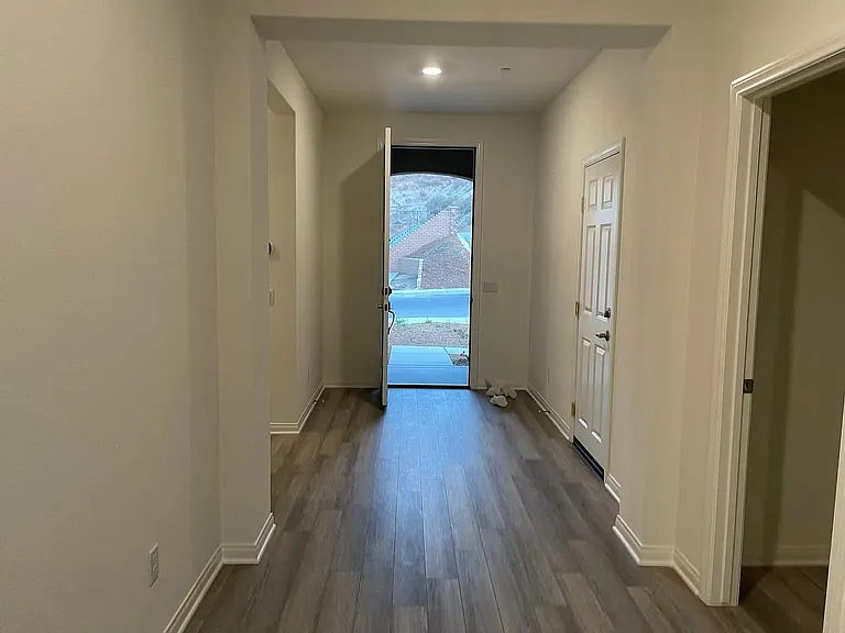 8277 Country Mile Ln — Photo 21