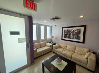 C3 Calle 3, Bayamon, PR 00961