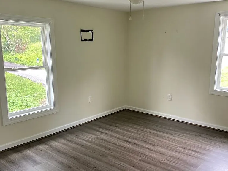 214 Pine St — Photo 7