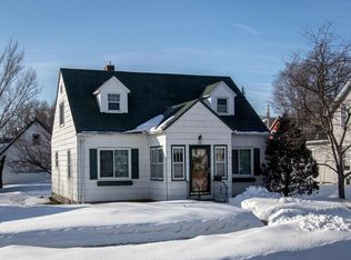 312 4th Ave E, Shakopee, MN 55379