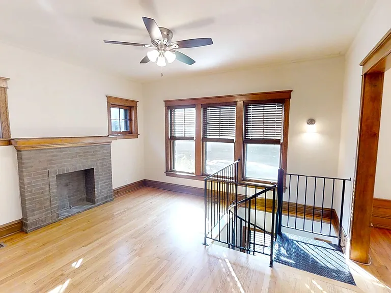 3759-61 N Lakewood Ave — Photo 6