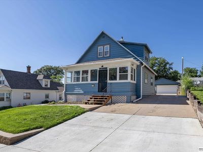 6766 Maple St, Omaha, NE, 68104