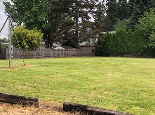 1065 Hardcastle Ave, Woodburn, OR