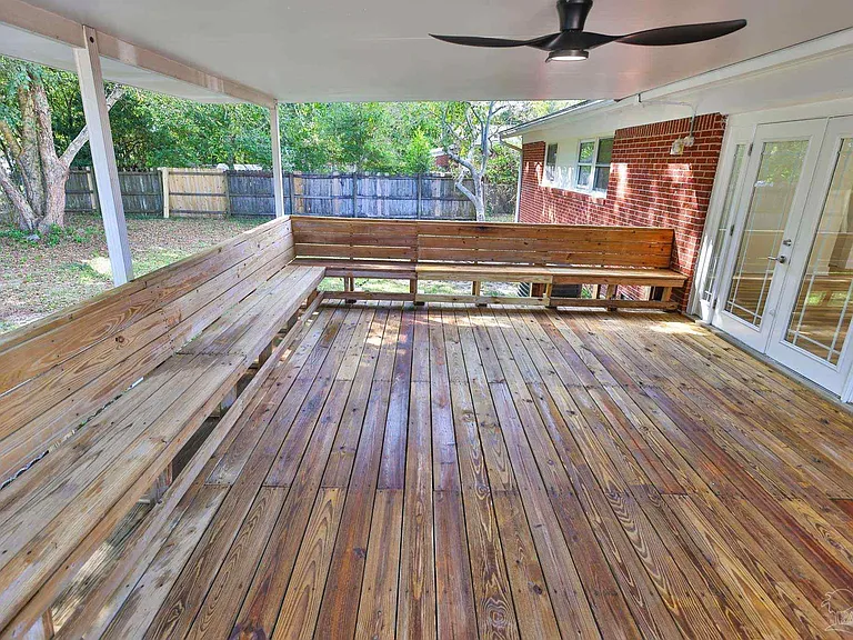 3795 Summer Dr — Photo 35