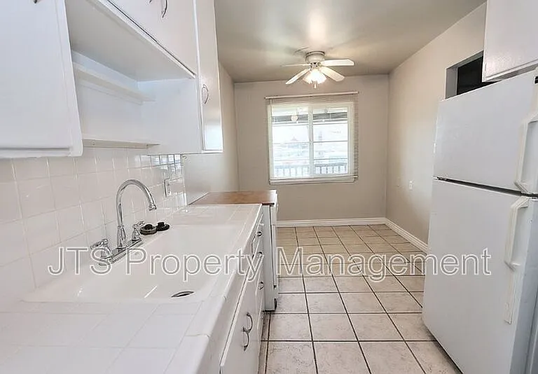 4439 V St #1 — Photo 25