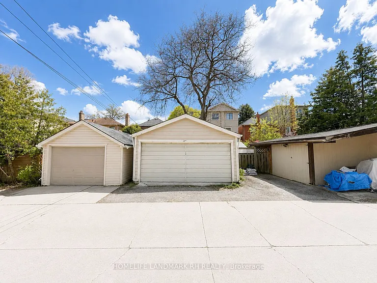 256 Bedford Park Ave — Photo 21