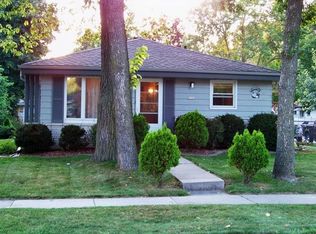 3701 S 95th St, Milwaukee, WI 53228