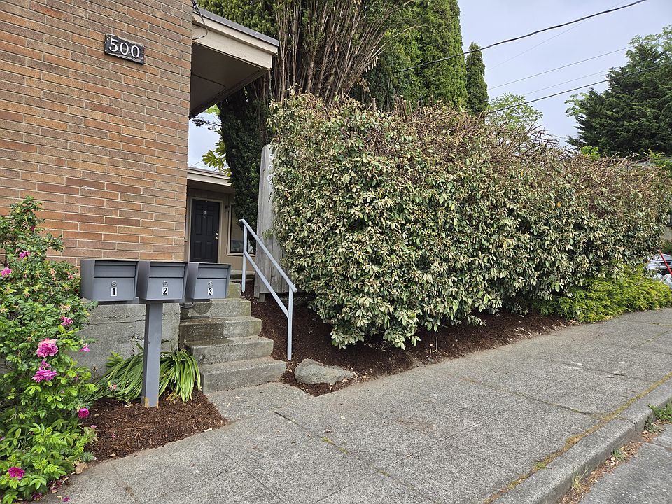 1st image of 500 NW 60th St APT 3