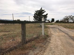 11132 Campanula Rd, Phelan, CA 92371