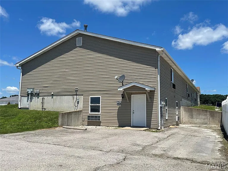 120 East Ave #A — Photo 4