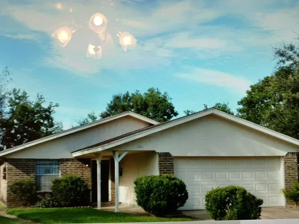 1241 Grannis Ave, Port Arthur, TX 77640