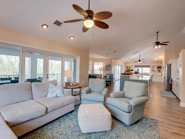 17375 Jamaica Ln — Photo 21