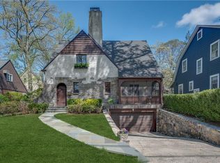 15 Kingsbury Rd, New Rochelle, NY 10804