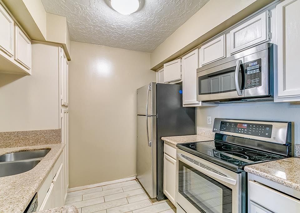 1st image of 10555 Turtlewood Ct Unit 2614