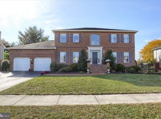 1011 Kent Dr, Mechanicsburg, PA 17050