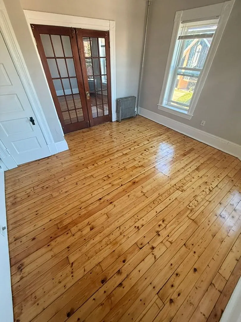 805 Chicopee Street — Photo 2