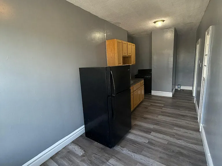 160 Grumman Ave #505 — Photo 8
