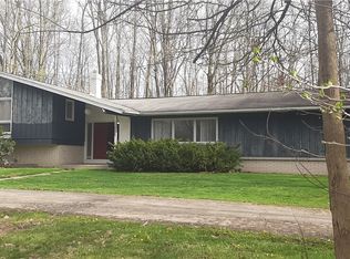 12885 Westchester Trl, Chesterland, OH 44026