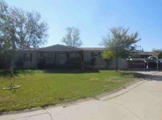 12105 Woodland Hills Dr, Oklahoma City, OK 73131