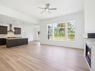 842 Medina DRIVE, Mukwonago, WI 53149