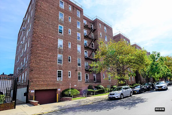 Sold by Bright Horizons Realty | media 19