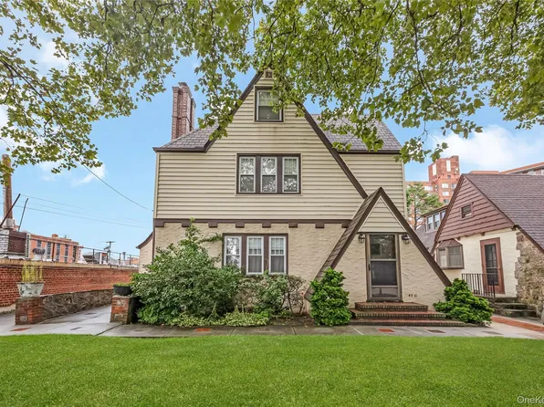 4511 220th Place, Bayside, NY 11361
