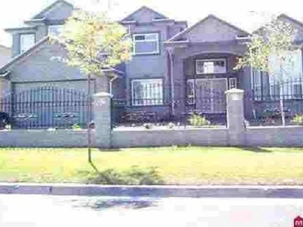 14008 82nd Ave, Surrey, BC V3W 1M8
