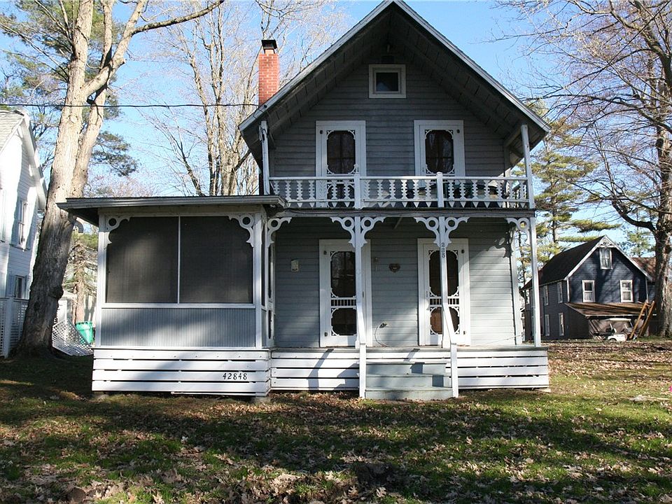 1st image of 42848 Ontario Ave