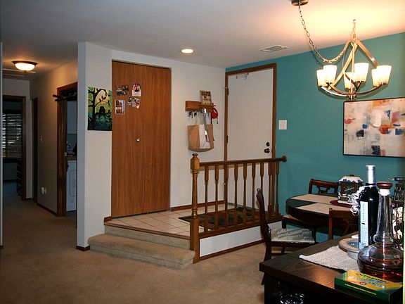 3rd image of 9135 Sandpiper Ct #9135