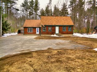 49 Cemetery Rd, Buxton, ME 04093