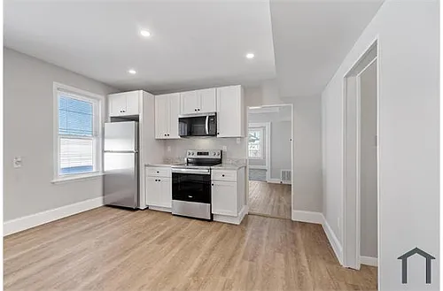 47 Walnut St #49F3 Photo 1