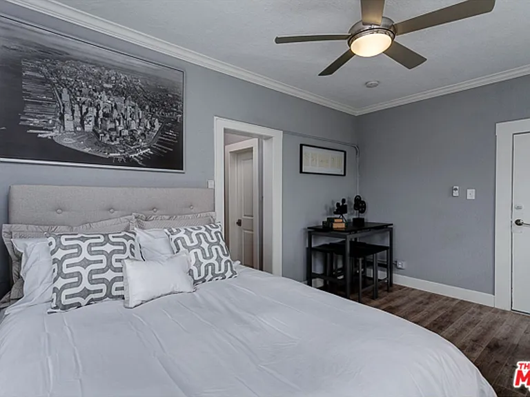 2921 Francis Ave., Los Angeles — Photo 13