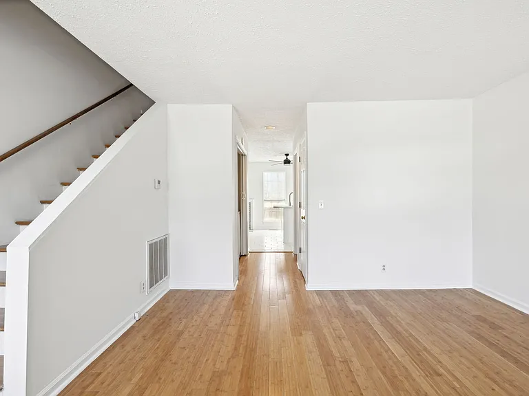 217 Walton Ferry Rd #108 — Photo 7