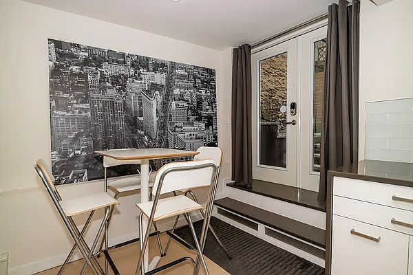 Sold by Harlem Lofts | media 16