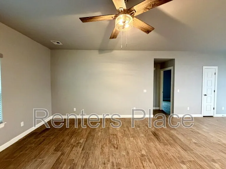 29035 E 153rd St S — Photo 3