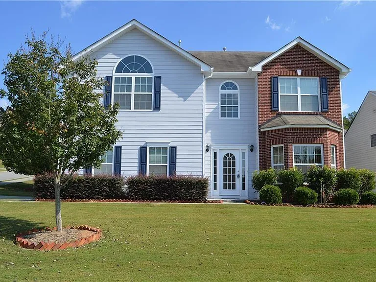 1335 Rocky Shoals Ln — Photo 1